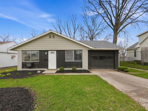 3008 Fairoak Drive, Fort Wayne, IN 46809