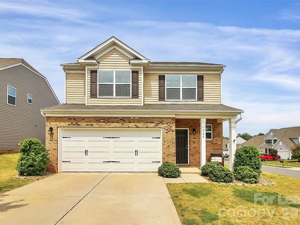 225 Kingston Drive , Mount Holly, NC 28120