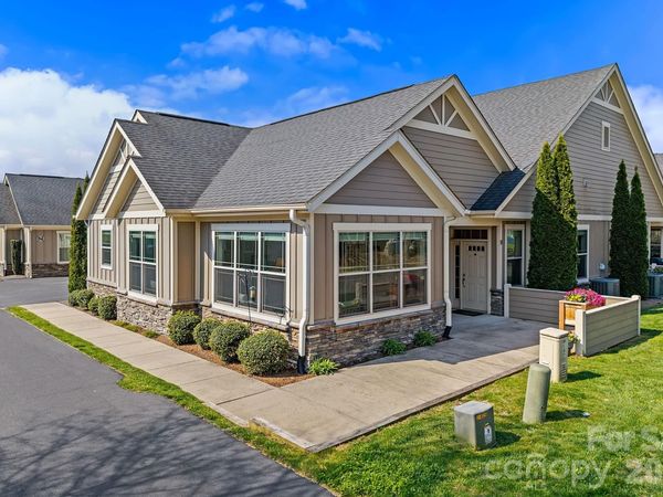 9 Brookstone Place , Candler, NC 28715