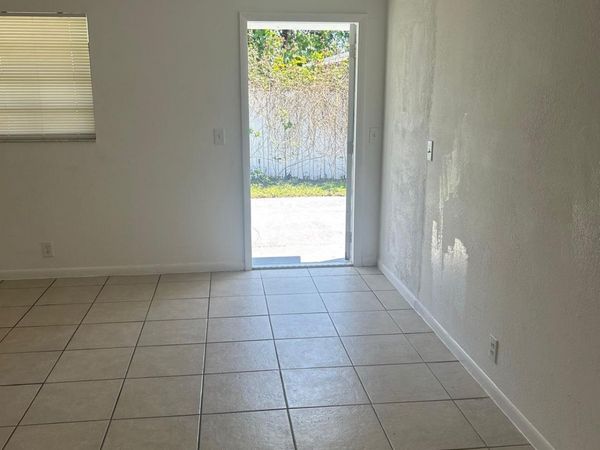 255 SW 12th Street, Dania Beach, FL 33004