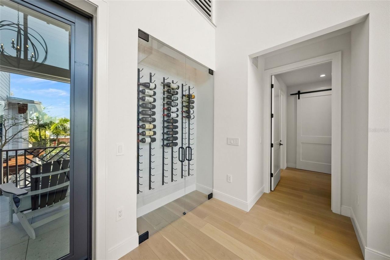 209 Willow Avenue, Anna Maria, FL 34216 Photo