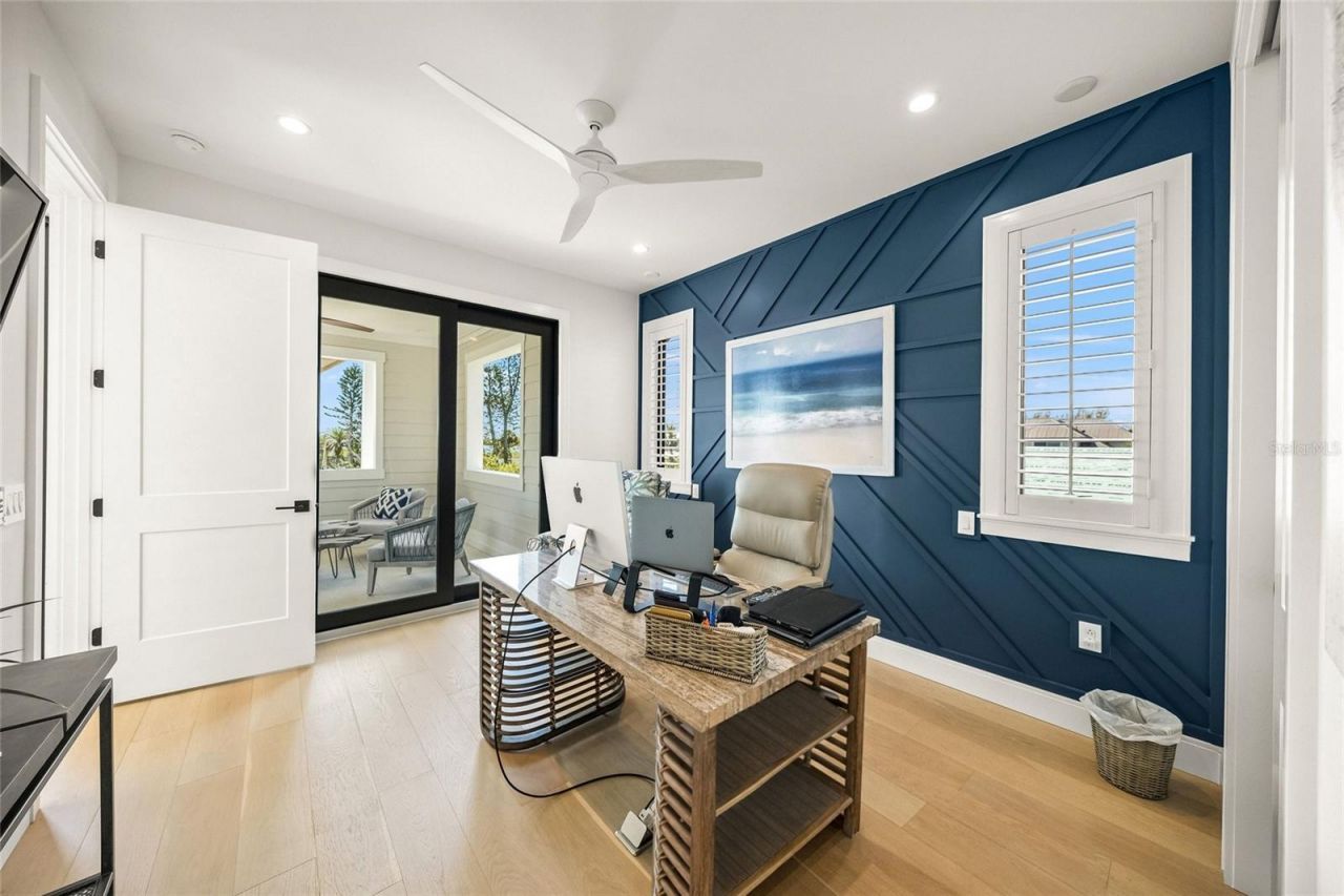 209 Willow Avenue, Anna Maria, FL 34216 Photo