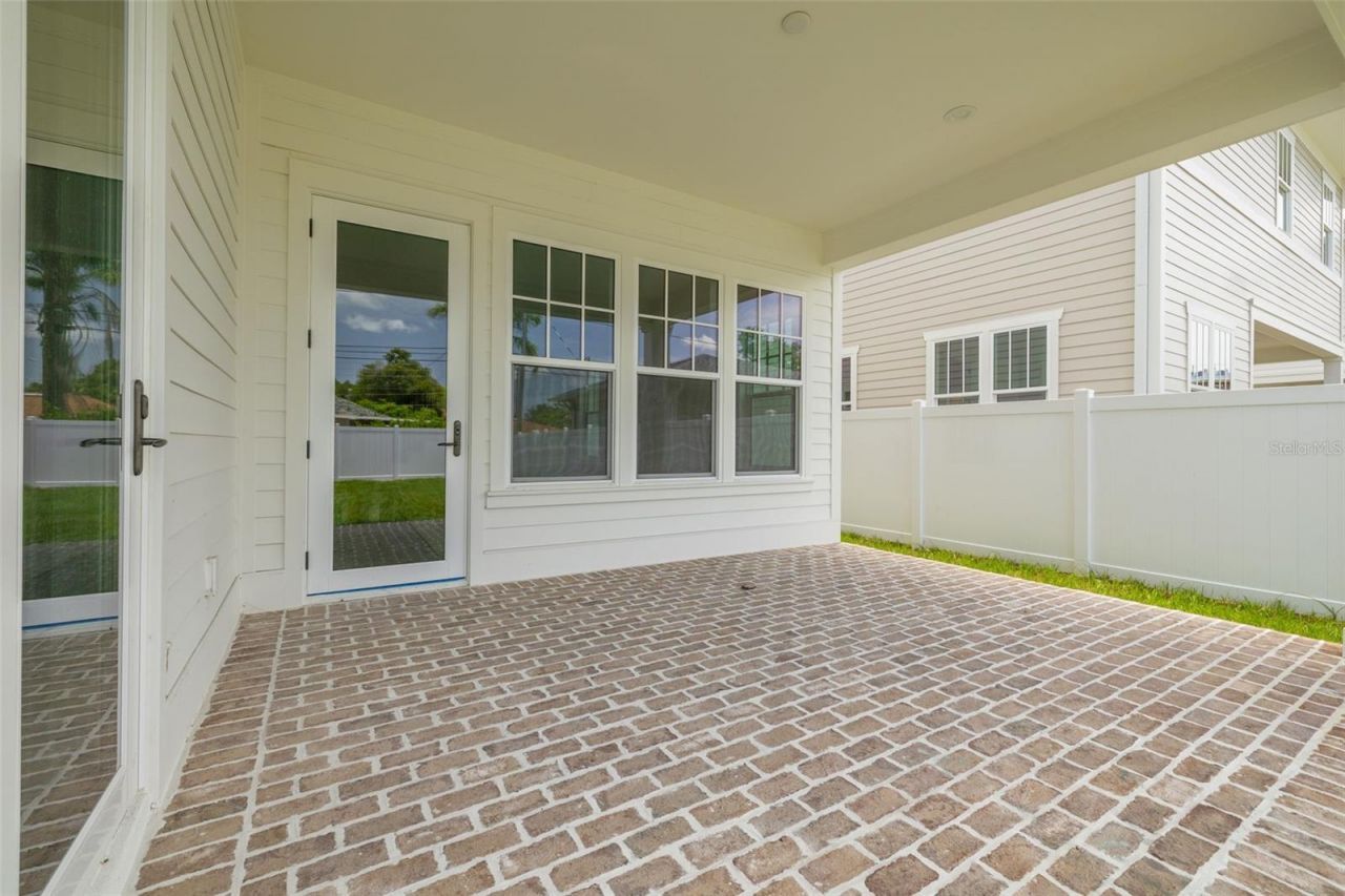 441 47th Avenue N, Saint Petersburg, FL 33703 Photo