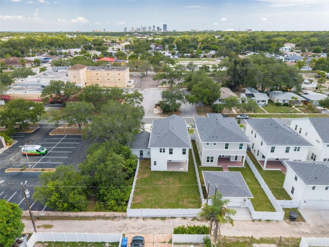441 47th Avenue N, Saint Petersburg, FL 33703 Photo