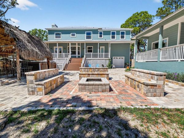 4433 SWEETWATER DRIVE, TAMPA, FL 33615