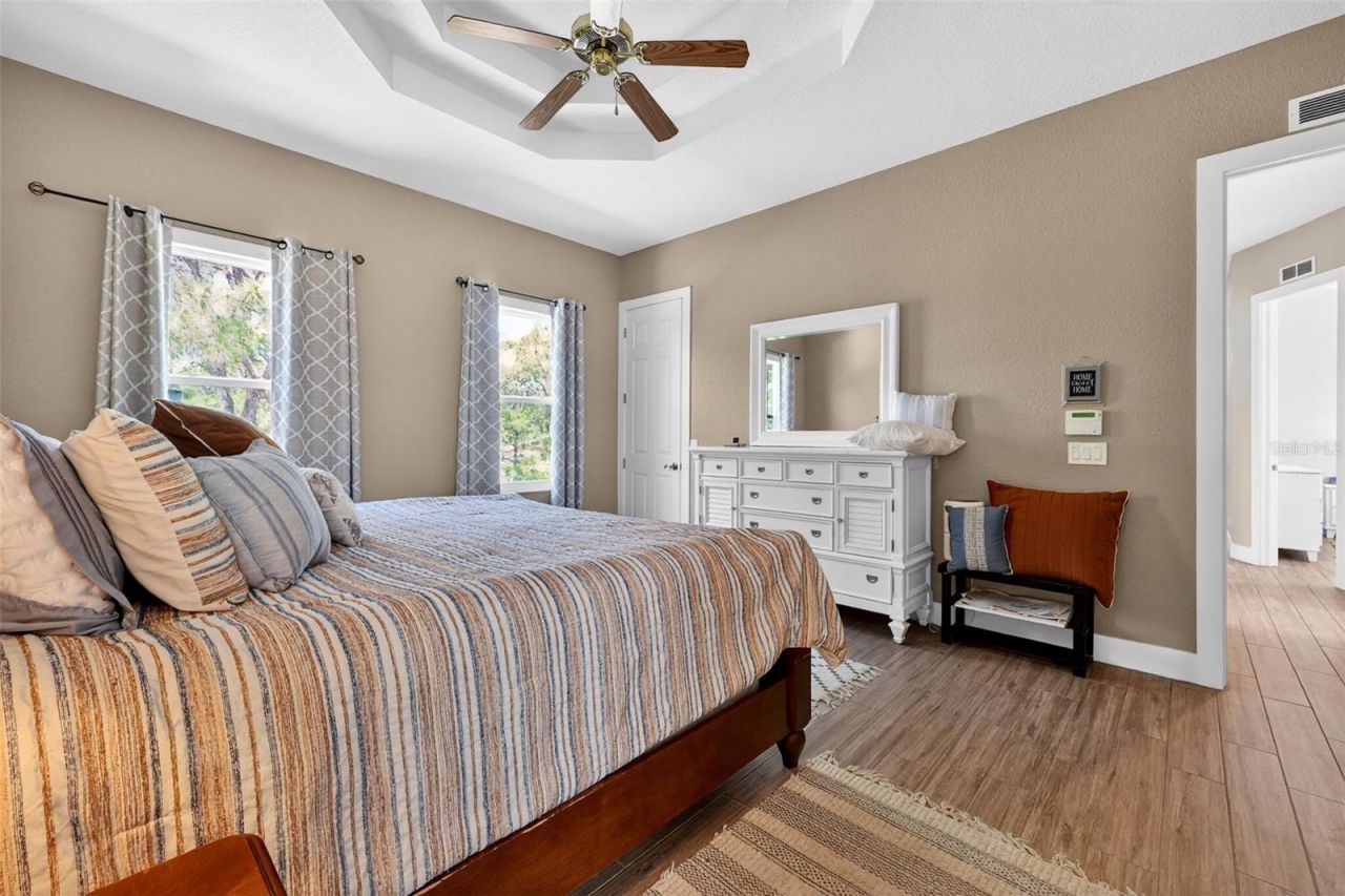 4433 Sweetwater Drive, Tampa, FL 33615 Photo