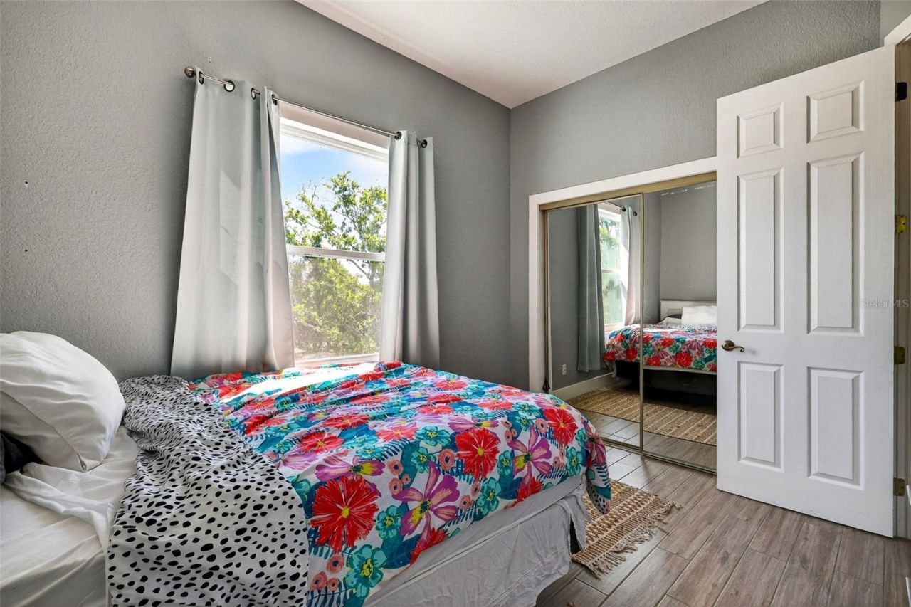 4433 Sweetwater Drive, Tampa, FL 33615 Photo