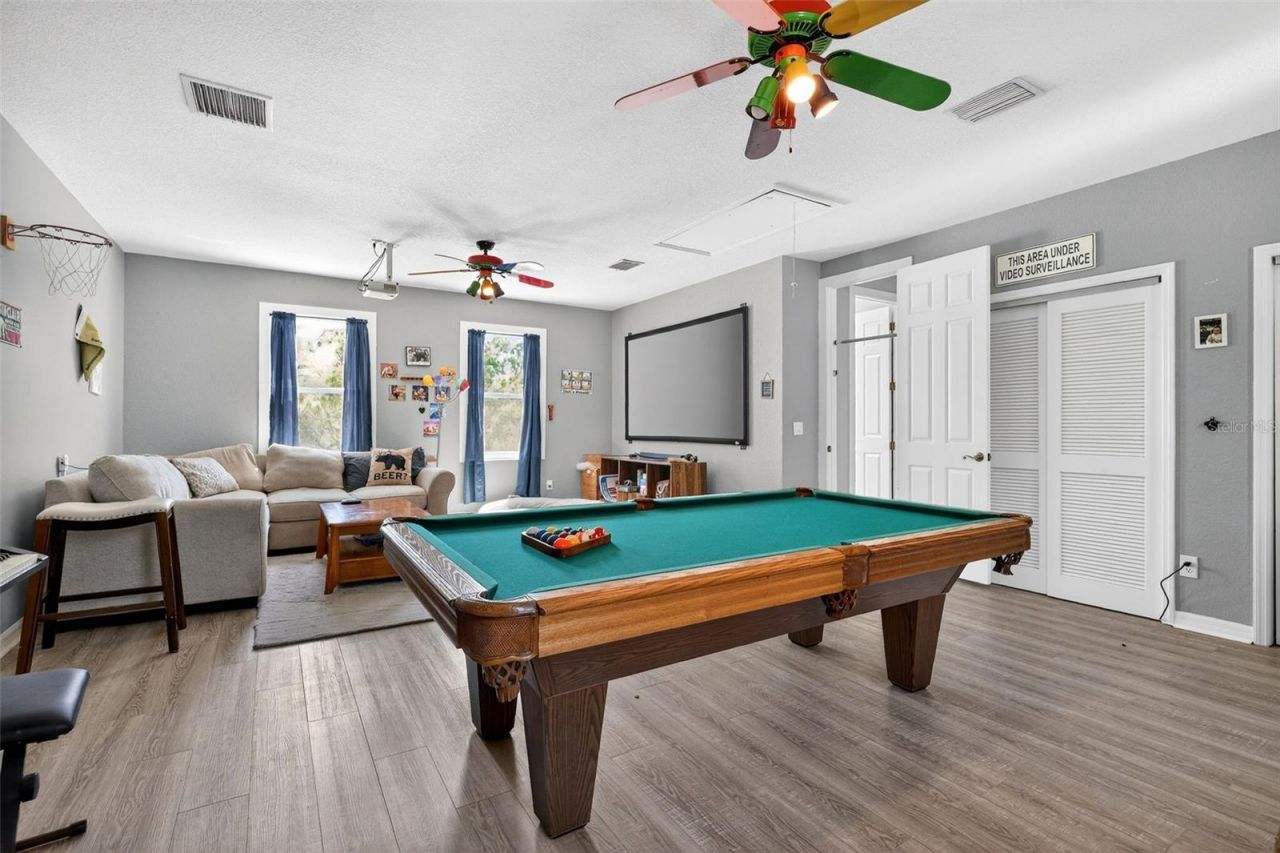 4433 Sweetwater Drive, Tampa, FL 33615 Photo