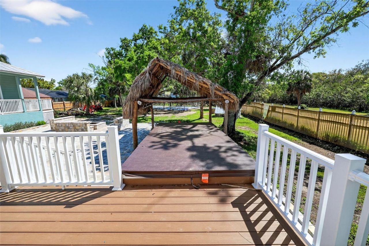 4433 Sweetwater Drive, Tampa, FL 33615 Photo