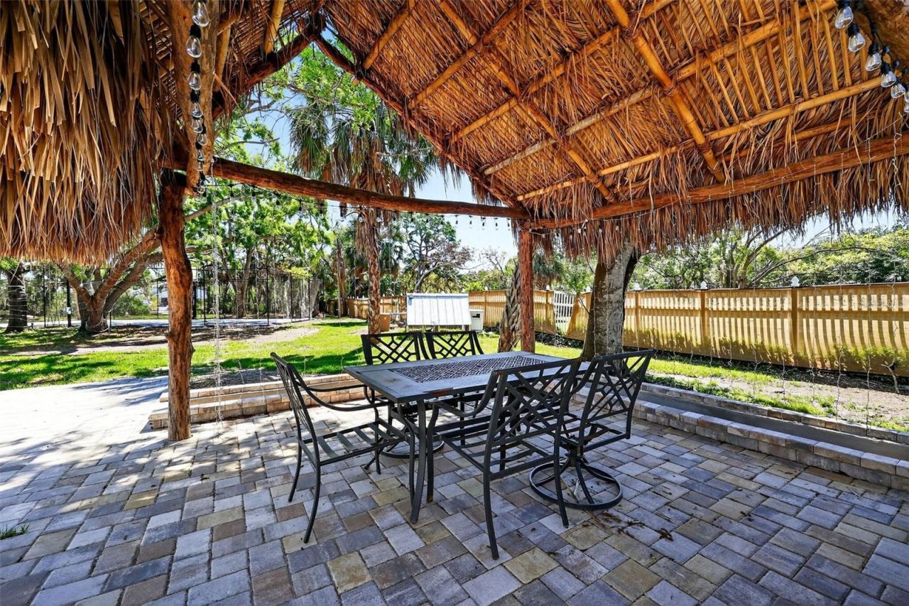 4433 Sweetwater Drive, Tampa, FL 33615 Photo