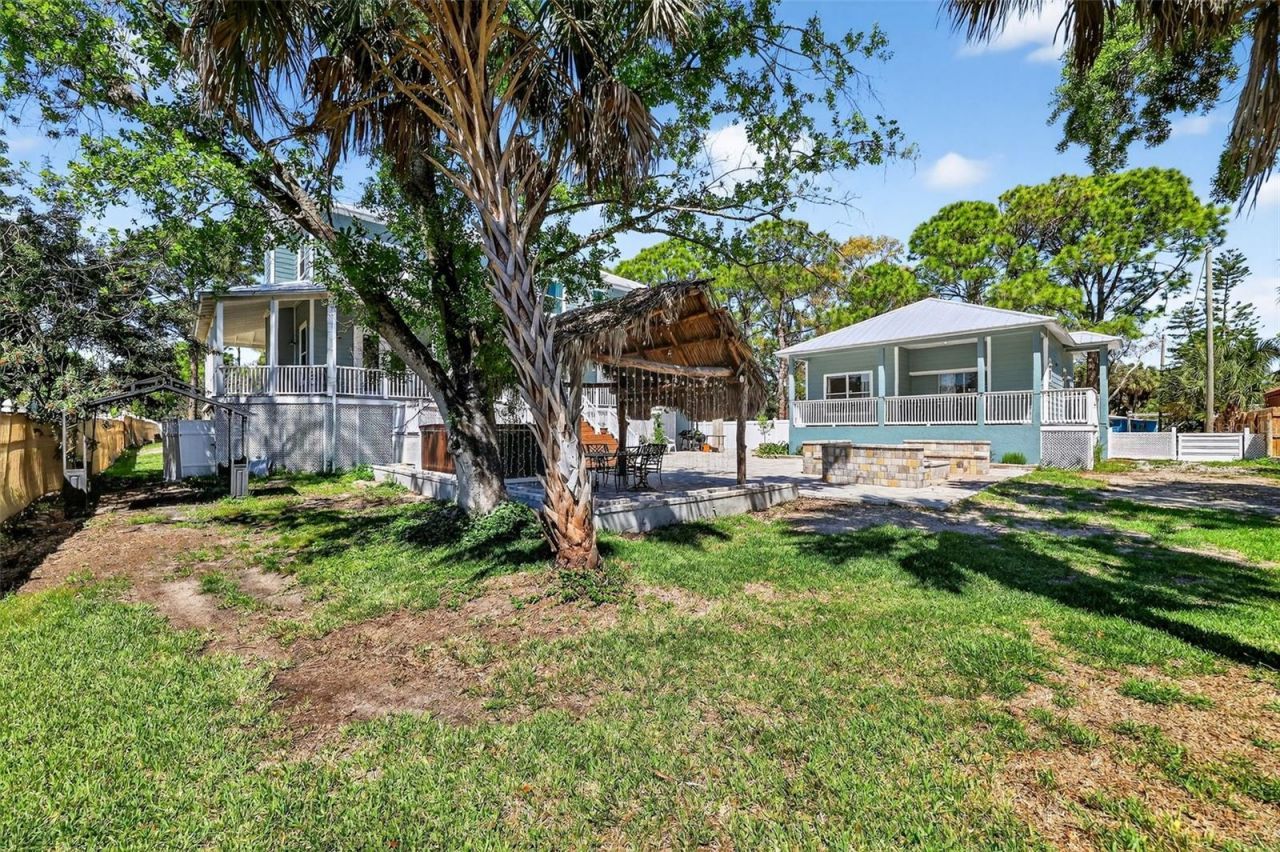 4433 Sweetwater Drive, Tampa, FL 33615 Photo