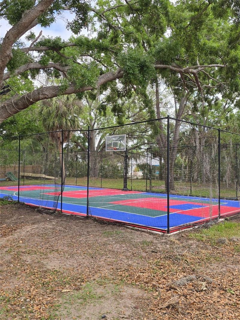 4433 Sweetwater Drive, Tampa, FL 33615 Photo