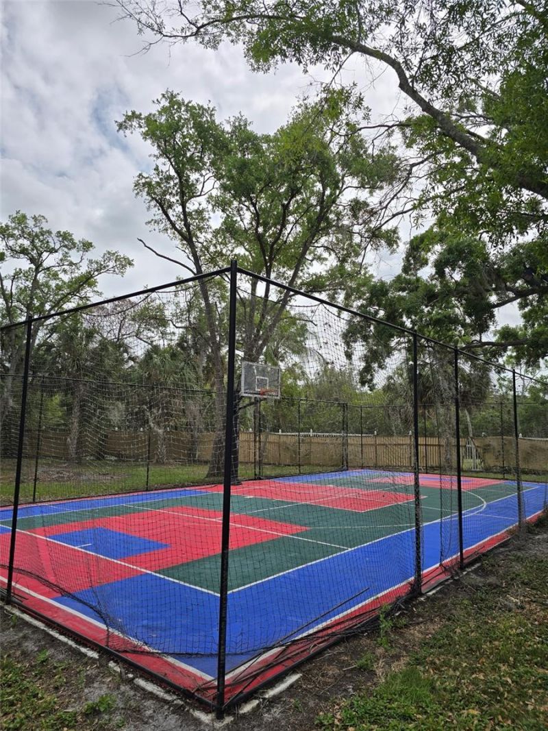 4433 Sweetwater Drive, Tampa, FL 33615 Photo