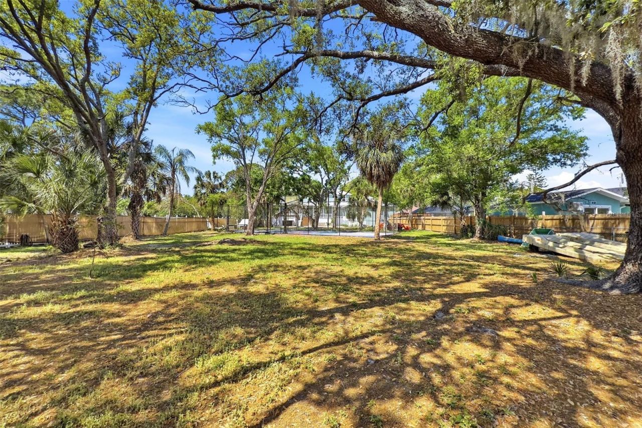 4433 Sweetwater Drive, Tampa, FL 33615 Photo