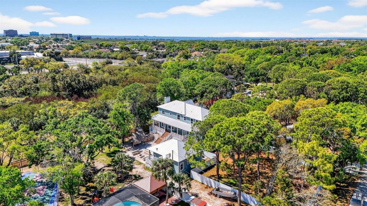 4433 Sweetwater Drive, Tampa, FL 33615 Photo