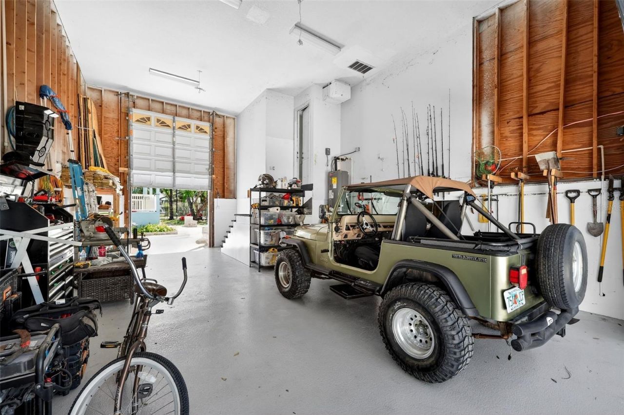 4433 Sweetwater Drive, Tampa, FL 33615 Photo