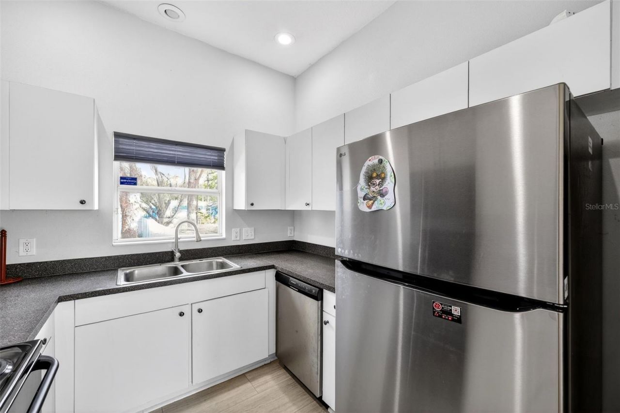 4433 Sweetwater Drive, Tampa, FL 33615 Photo