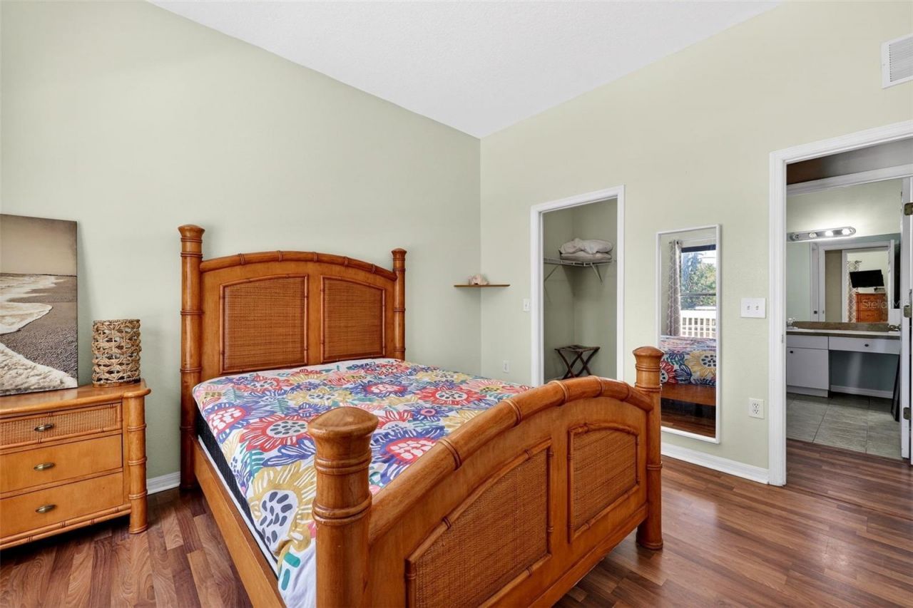 4433 Sweetwater Drive, Tampa, FL 33615 Photo