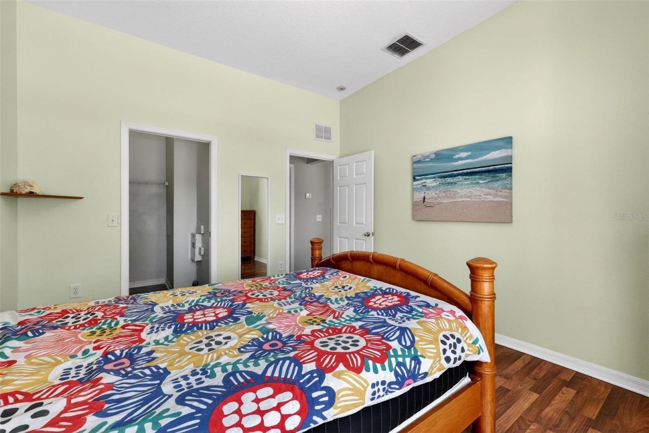 4433 Sweetwater Drive, Tampa, FL 33615 Photo