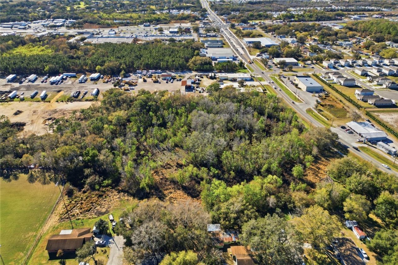Louise Ave, Dundee, FL 33838 Photo