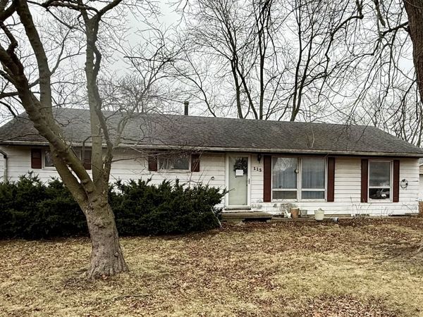 115 N Elm Street , Loda, IL 60948
