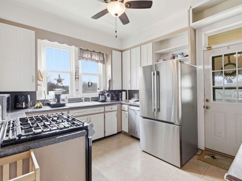 293 Warner Avenue , Logan, OH 43138 Photo 16