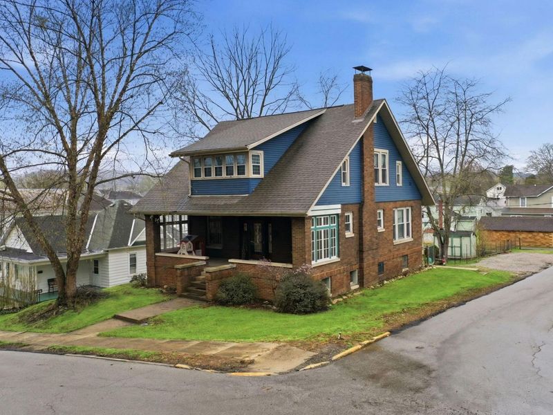 293 Warner Avenue , Logan, OH 43138 Photo 3