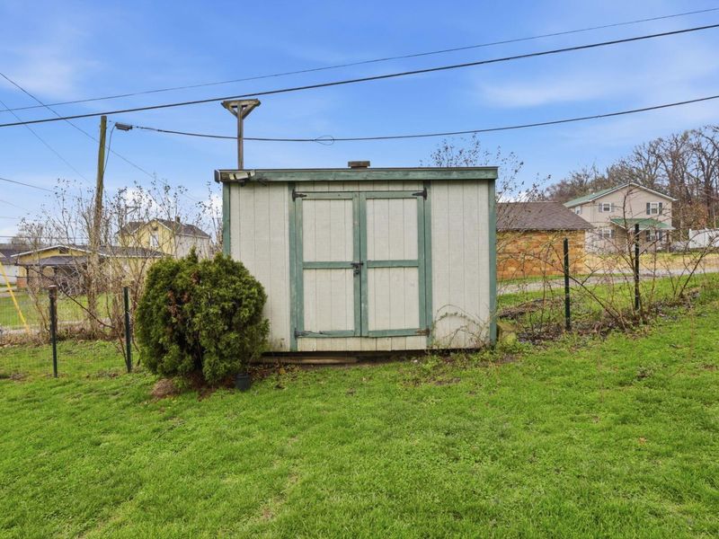 293 Warner Avenue , Logan, OH 43138 Photo 36