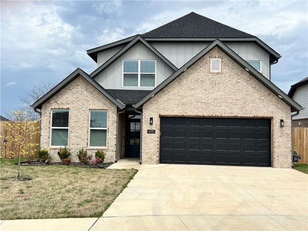 970 Moksha Street , Centerton, AR 72719
