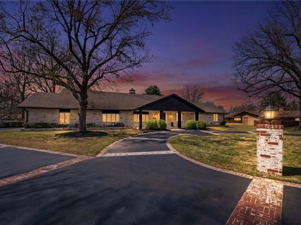 1100 Ranch Drive, Springdale, AR 72762