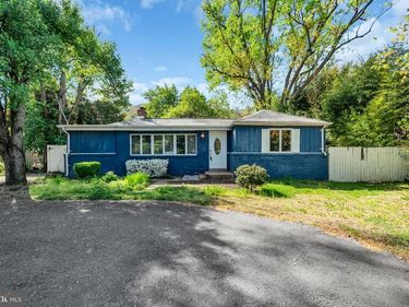 8106 FORT HUNT ROAD, ALEXANDRIA, VA 22308