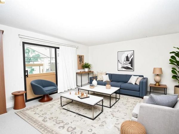 330 N Civic Dr , Unit 301, Walnut Creek, CA 94596