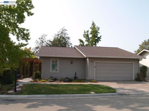 703 Paradise Valley Ct, Danville, CA 94526