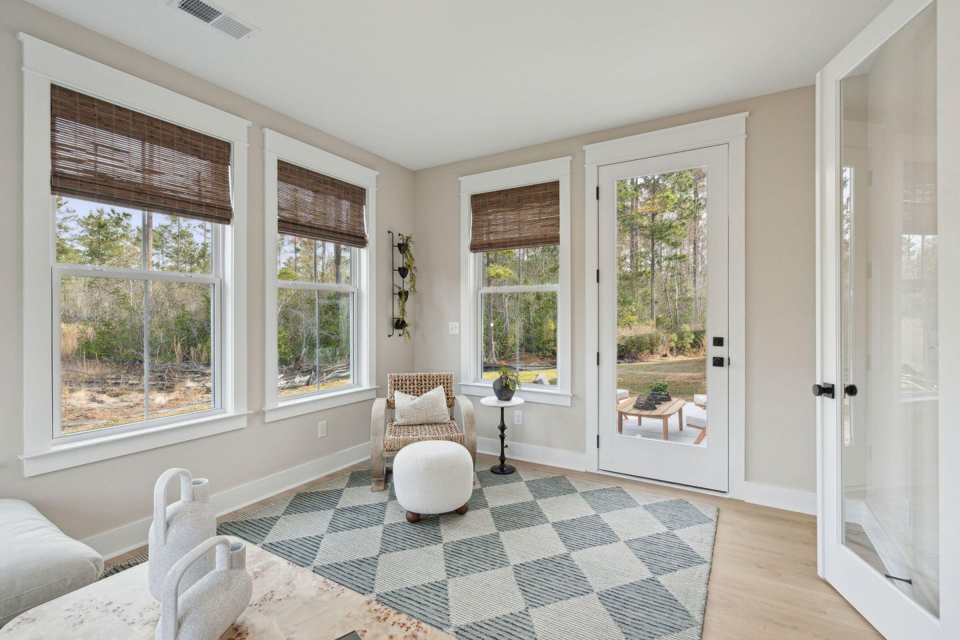 302 Cherry Orchard Drive Photo 34
