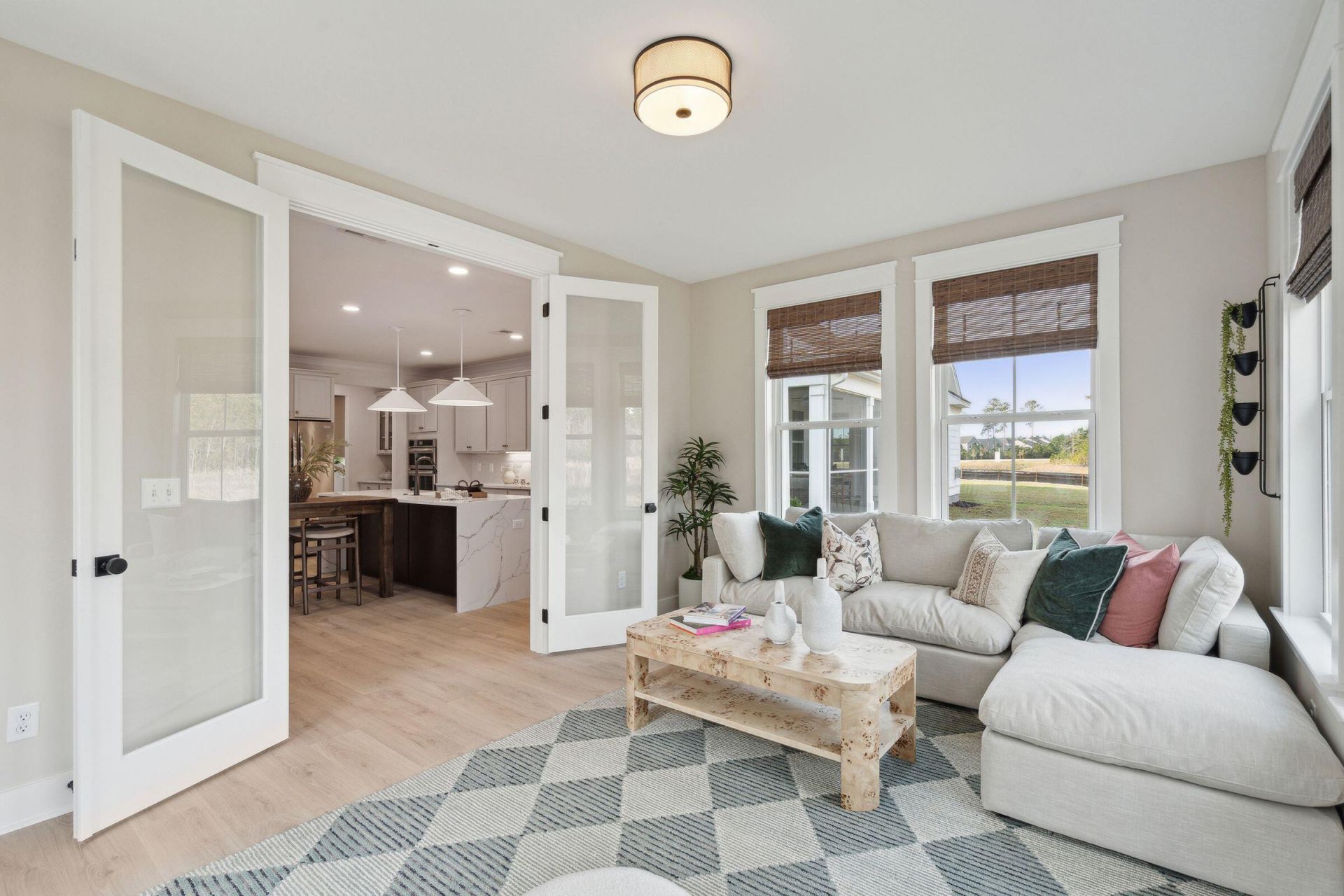 302 Cherry Orchard Drive Photo 35