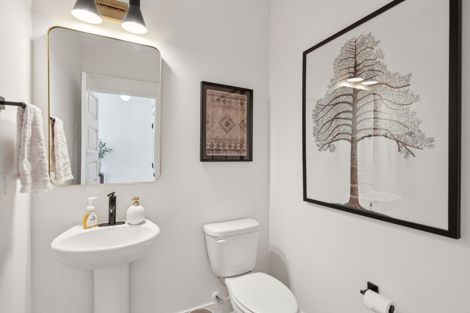 302 Cherry Orchard Drive Photo 45