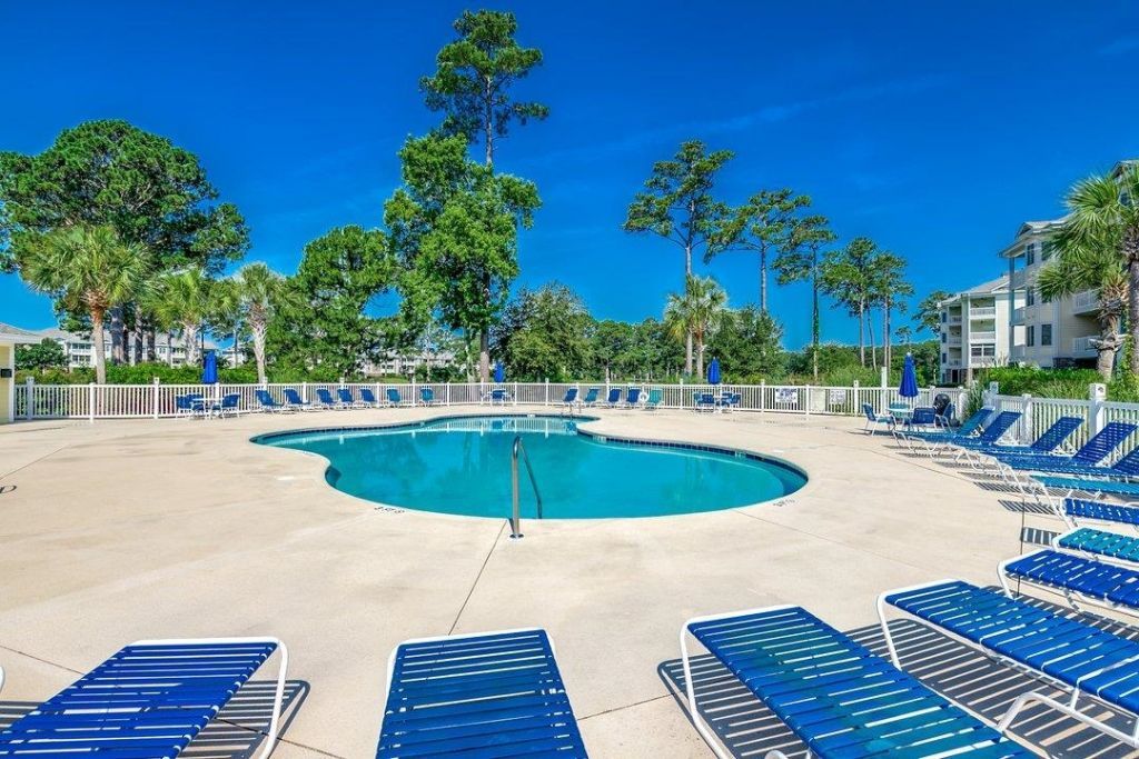 4894 Luster Leaf Circle Photo 23