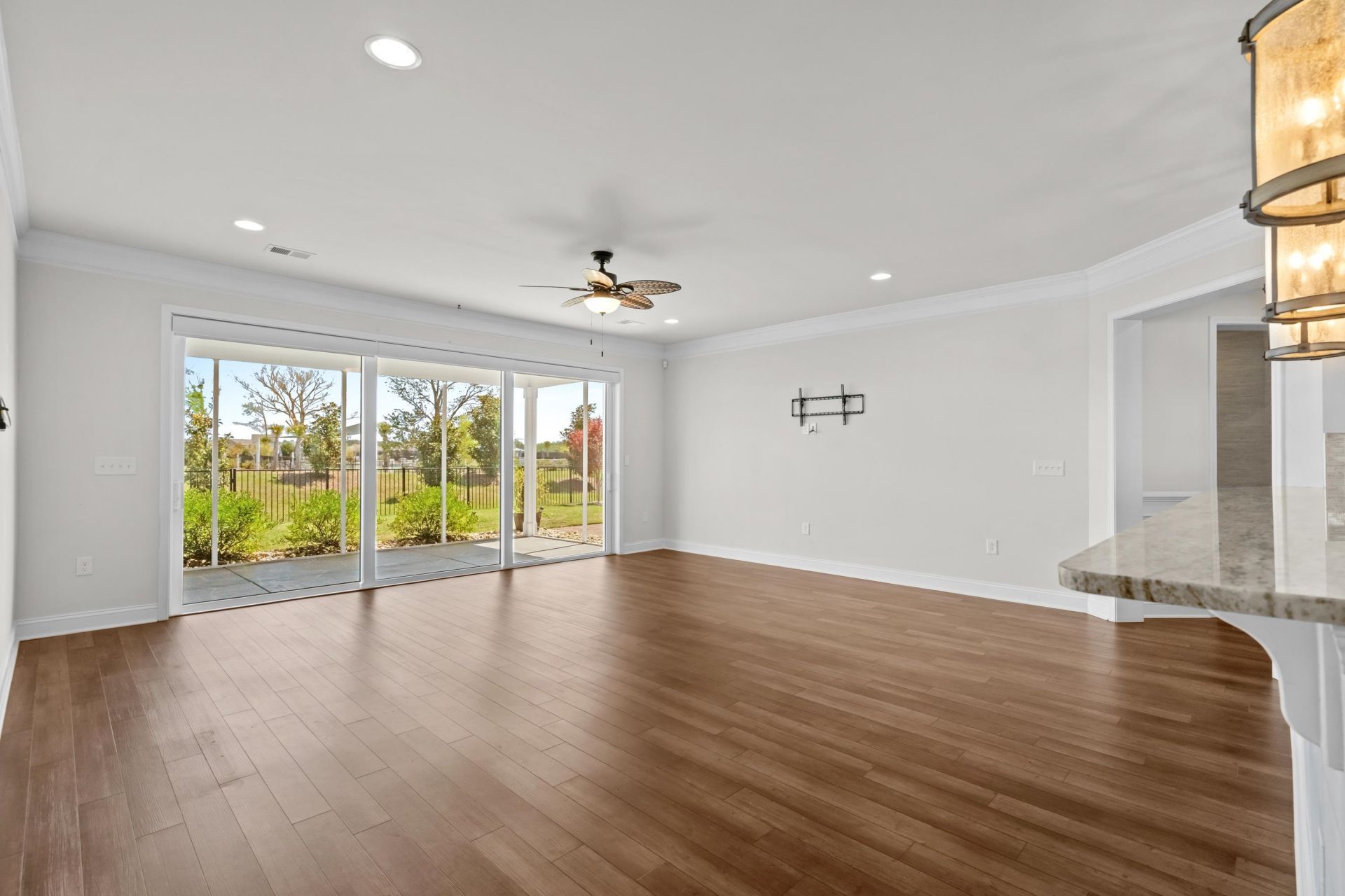416 Noah Ave. Photo 16