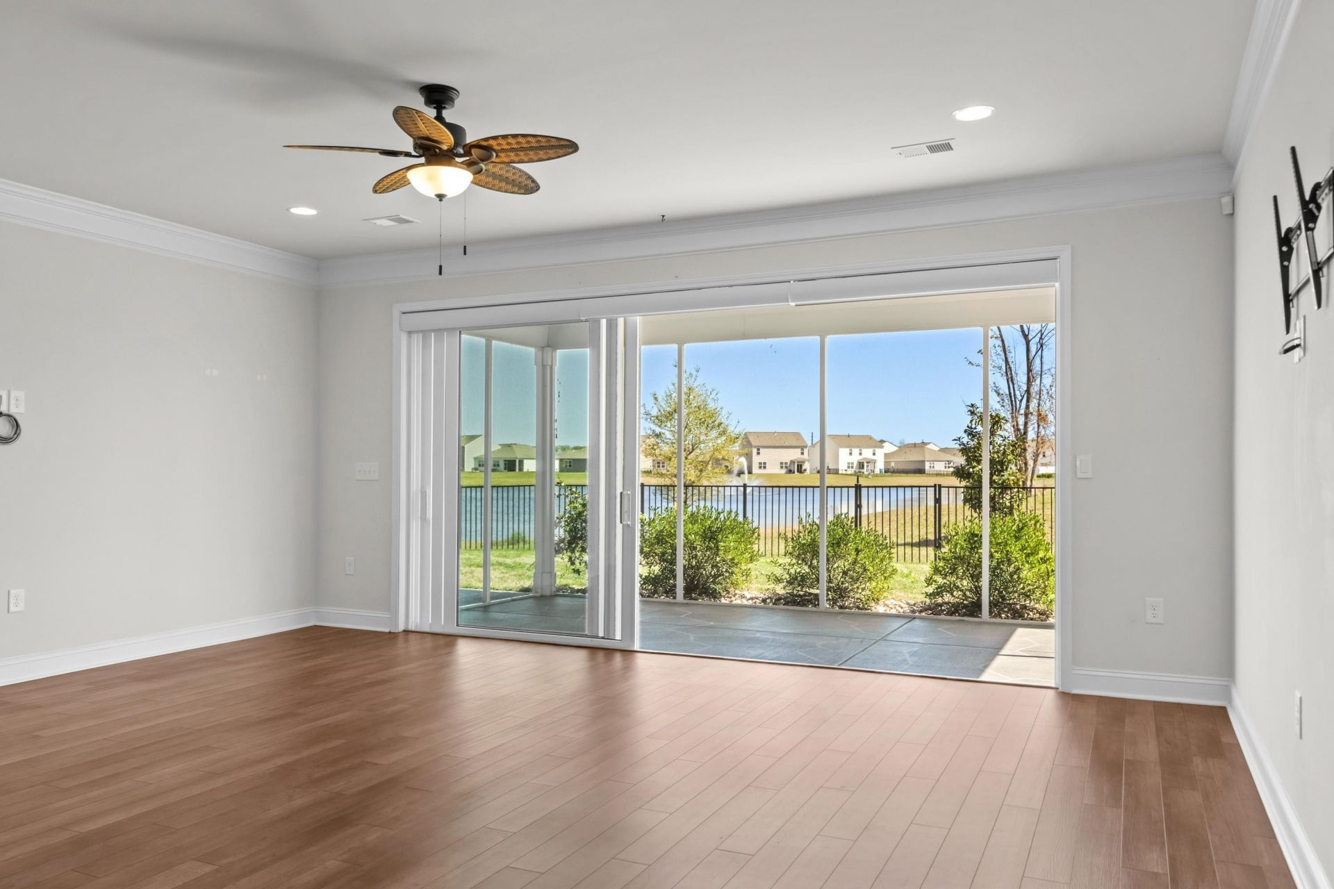 416 Noah Ave. Photo 38