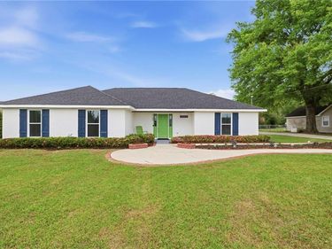 10670 Jeff Hamilton Road, Mobile, AL 36695