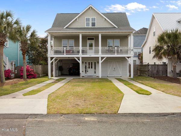 929 Salt Water Lane, Carolina Beach, NC 28428