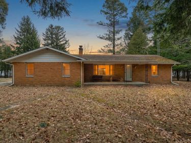 3455 Lakeshore Road, Lexington, MI 48450