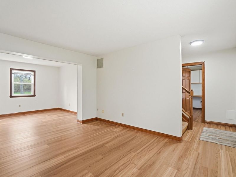 2255 Woodstock Court, Troy, OH 45373 Photo 10