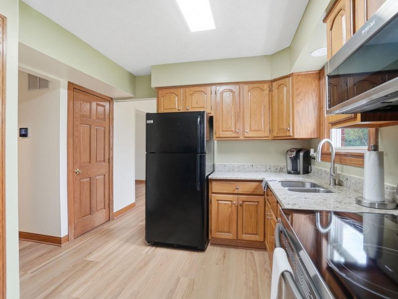 2255 Woodstock Court, Troy, OH 45373 Photo 20