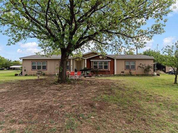741 Conrad Ave , Albany, TX 76430