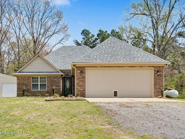 163 Patriot Way, Byhalia, MS 38611