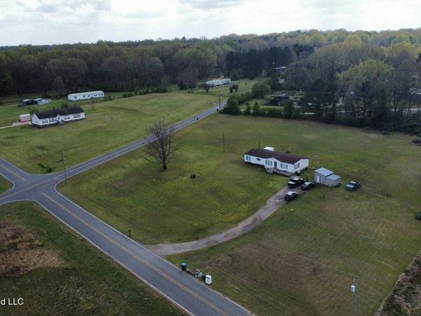 3323 Robert Drive, Hernando, MS 38632