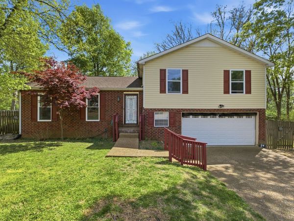 704 Rigger Ct, Nashville, TN 37217