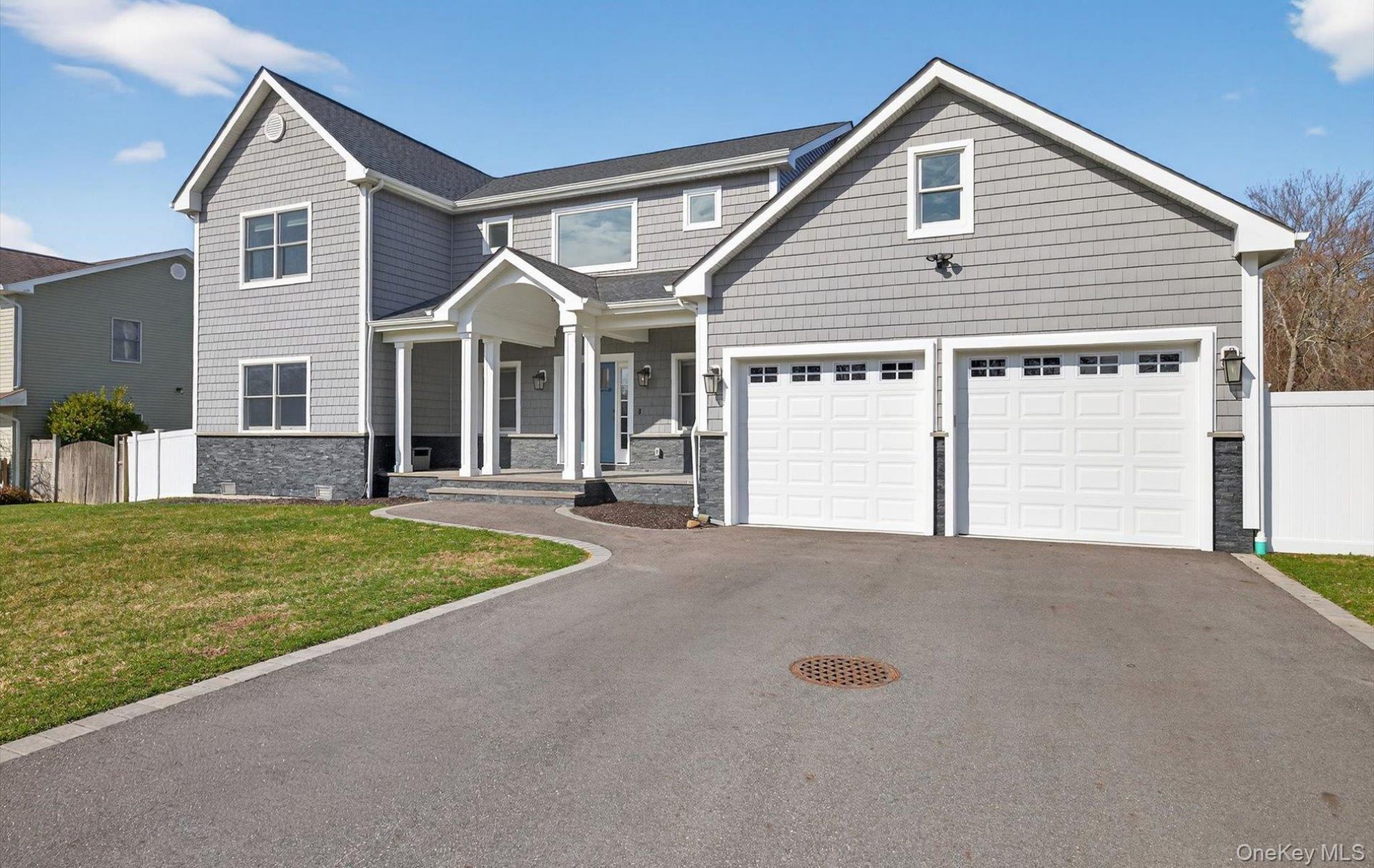 270 Edgewood Avenue, Oakdale, NY 11769 Main Photo