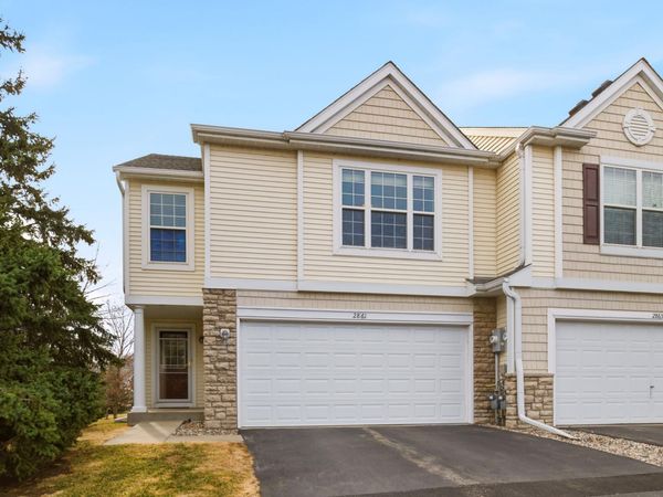 2861 Century Trail, Chanhassen, MN 55317